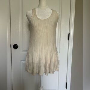 American Eagle Women’s Cream Sleeveless Sheer Knit Top Size Medium